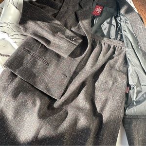 Ladies Blazer and Skit set